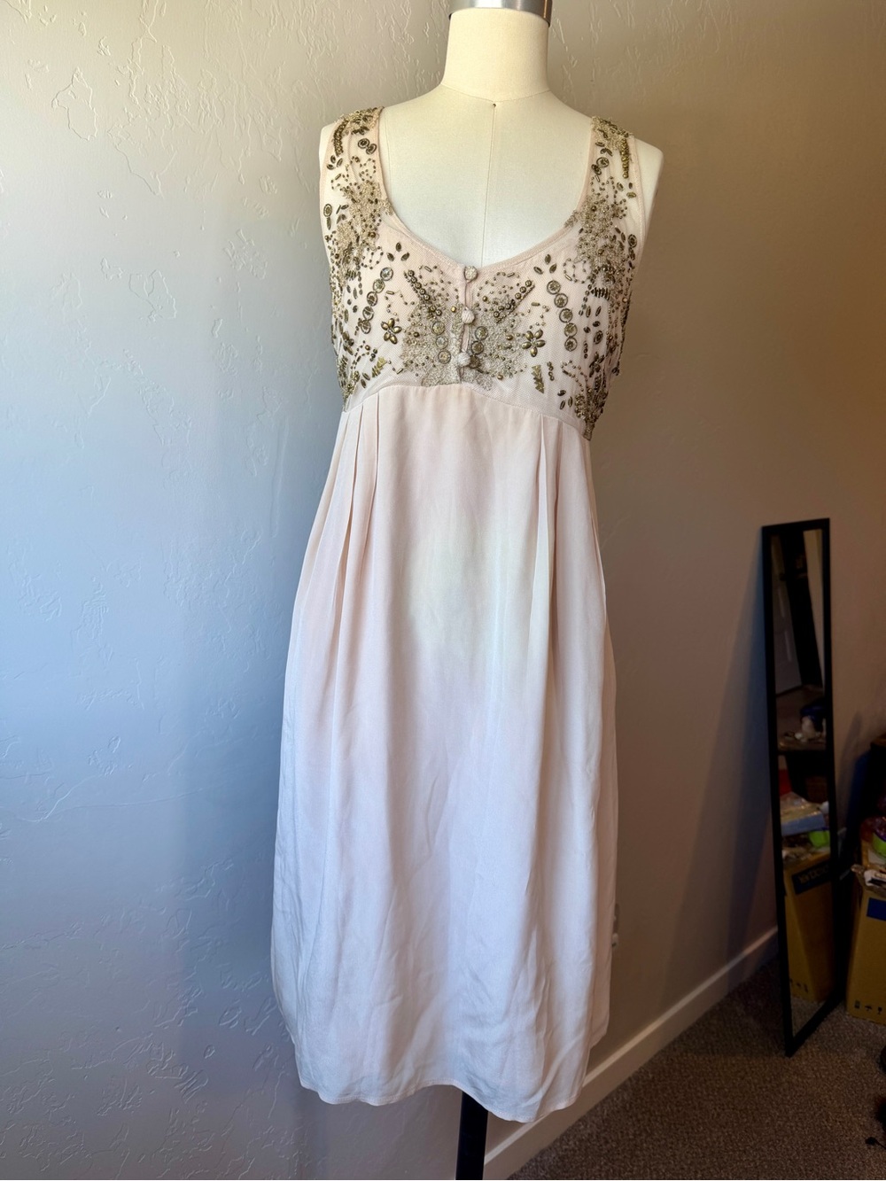 Anthropologie Lil Flickering Silk Beaded Babydoll Style Dress - Large - Picture 2 of 12